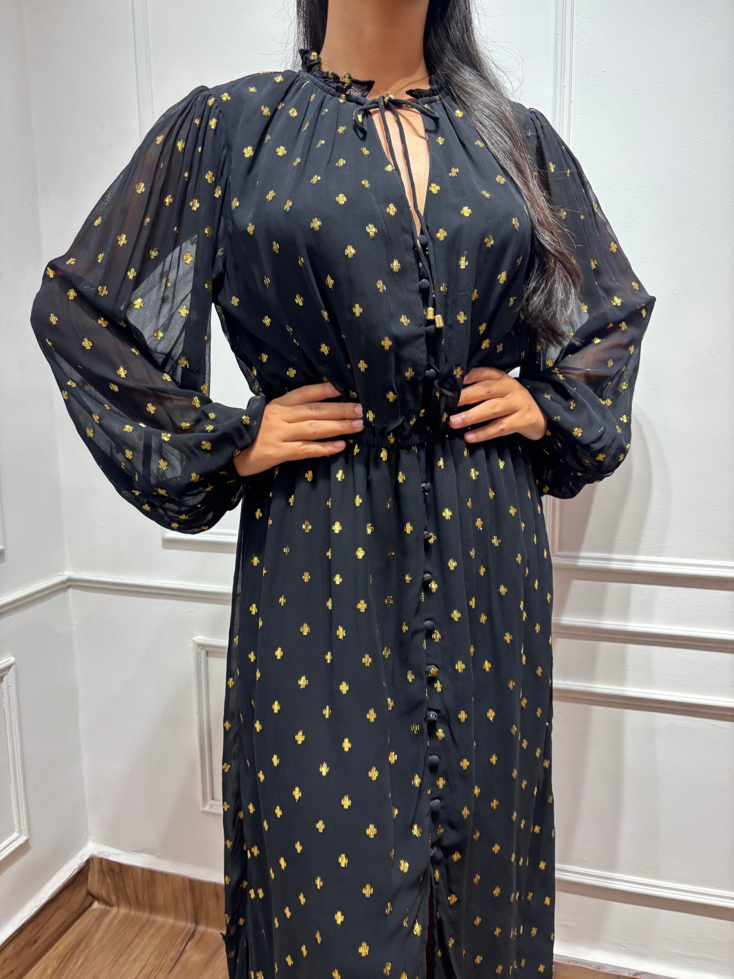 PRE-FALL DRESS 02