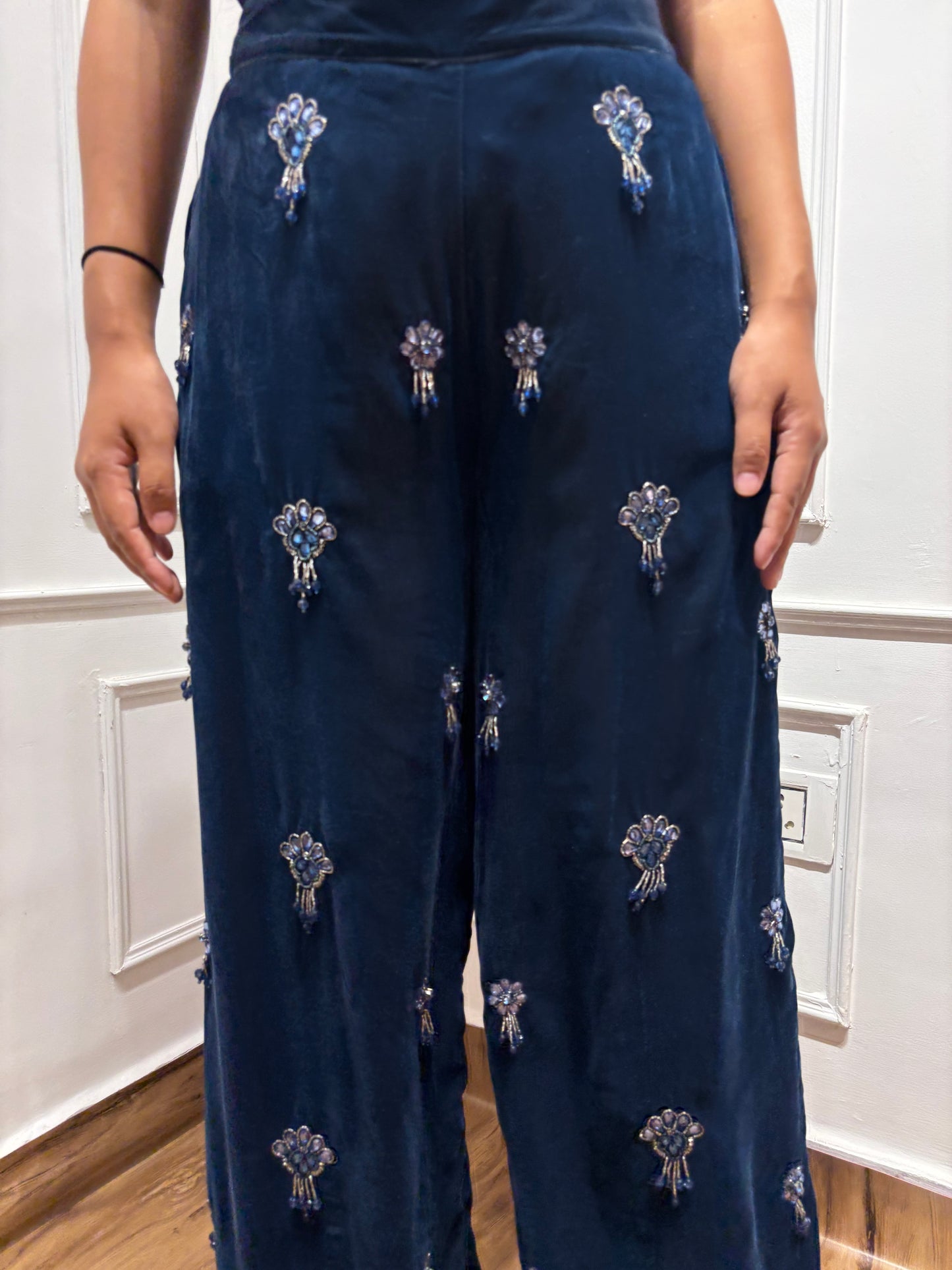 Velvet Embellished pant