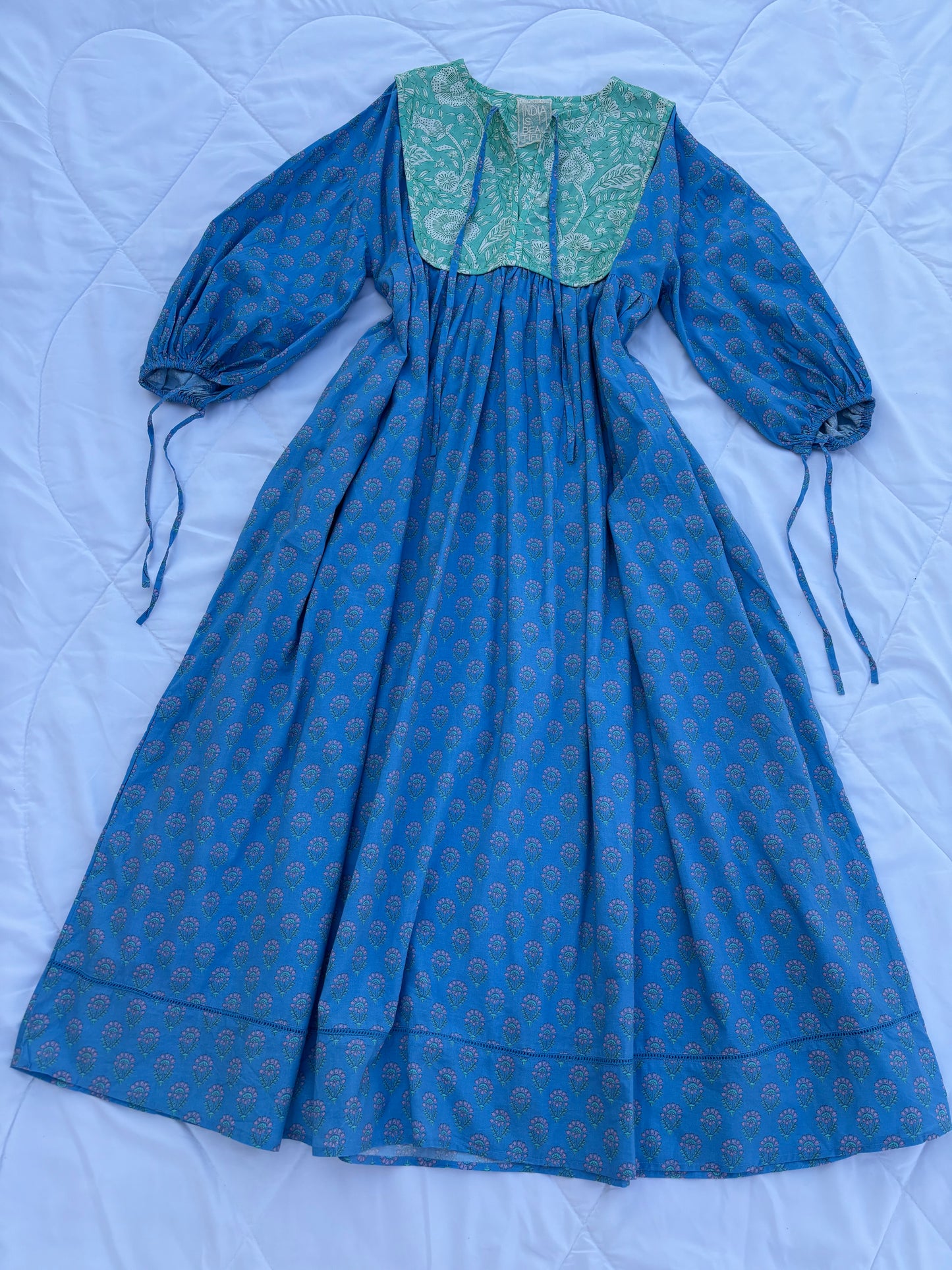 Pretty Dress 24
