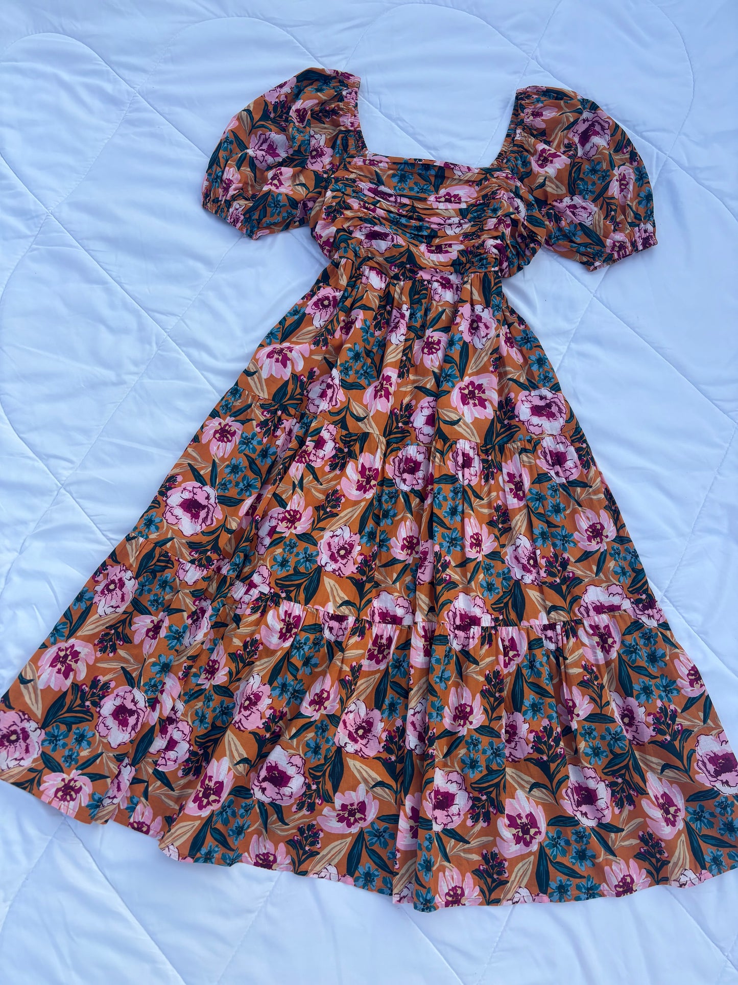 Bust pleated floral dress