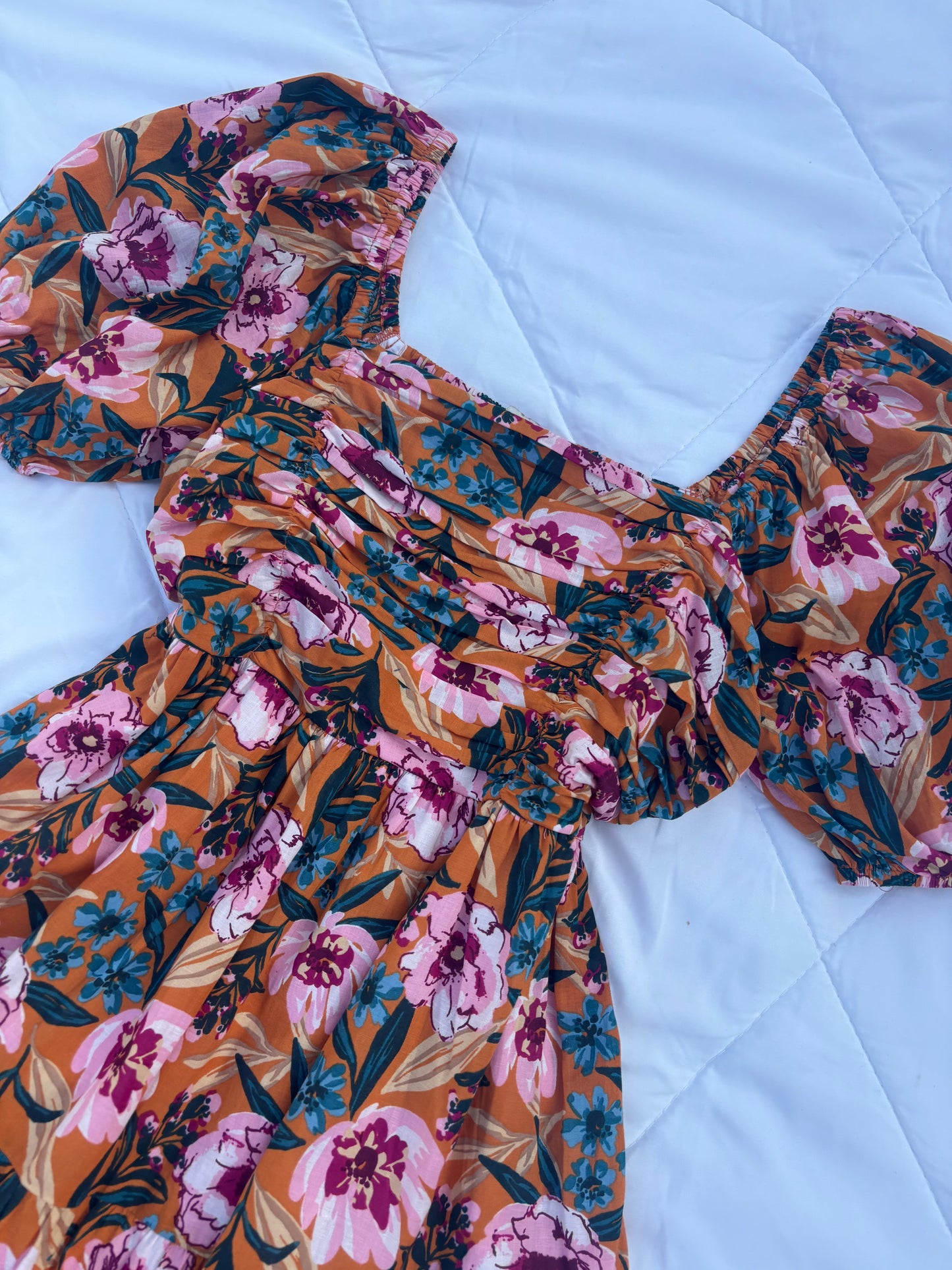 Bust pleated floral dress