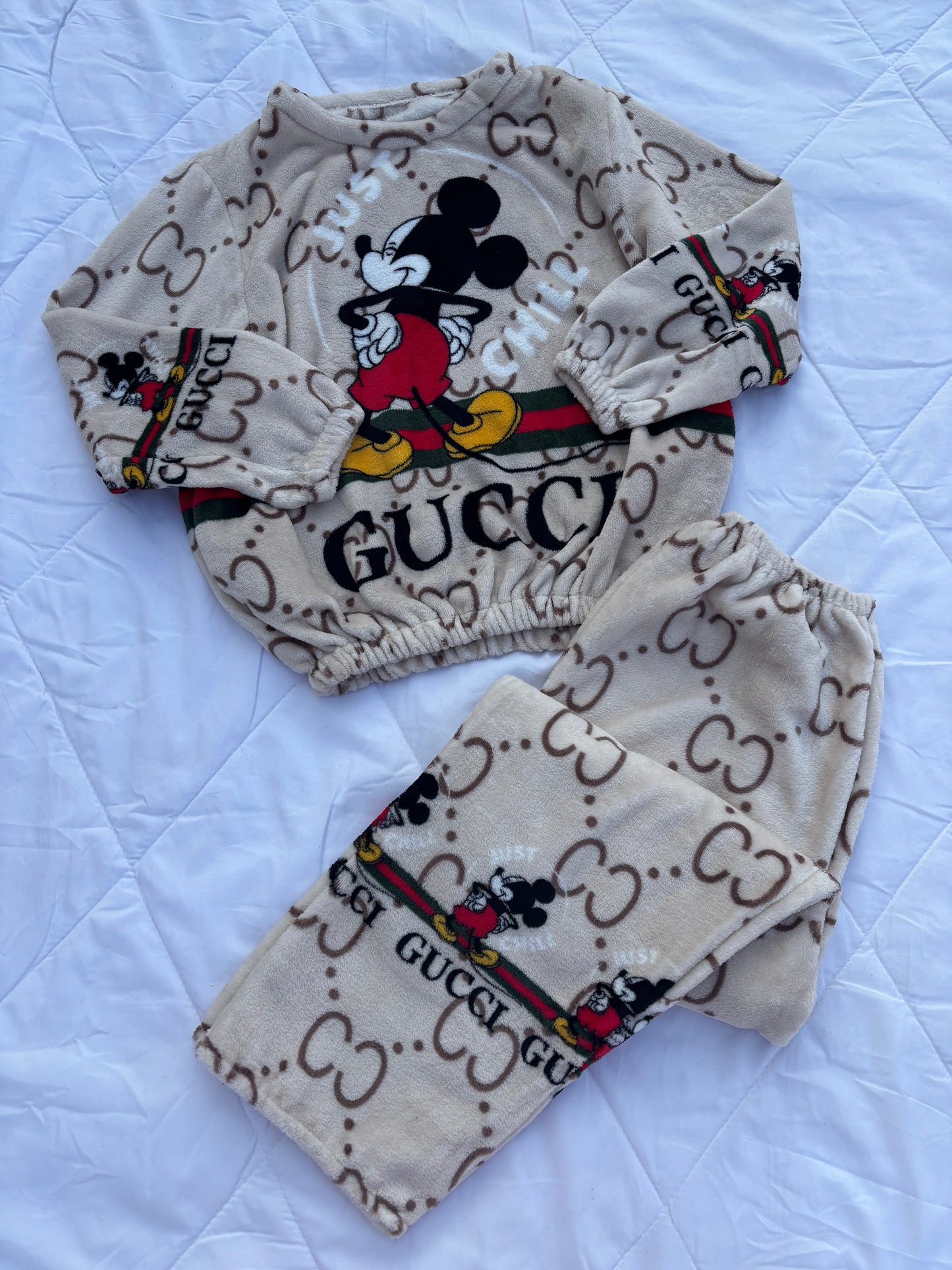 Mickey Mouse Fuzzy Winter Set (S-XL)