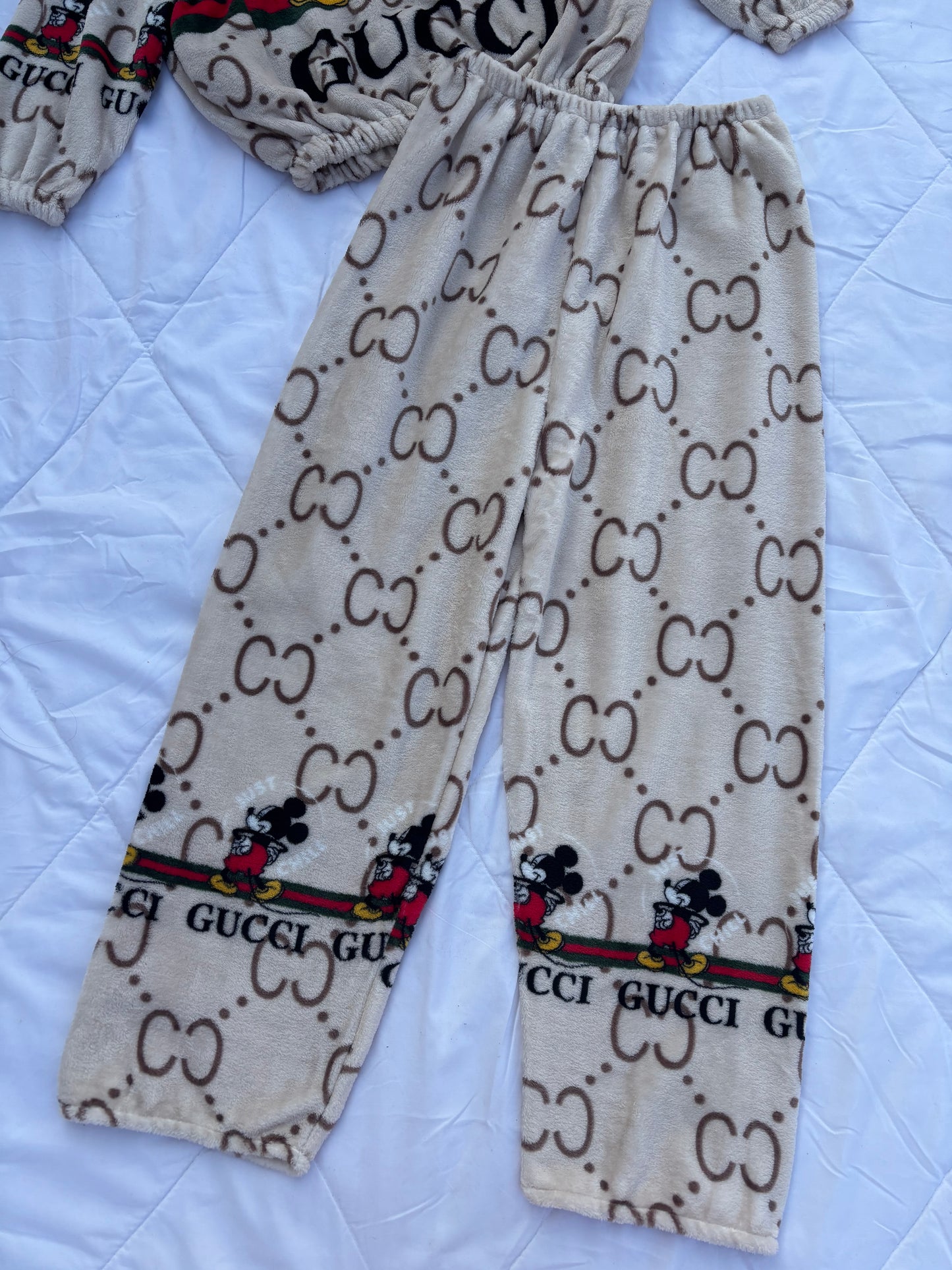 Mickey Mouse Fuzzy Winter Set (S-XL)